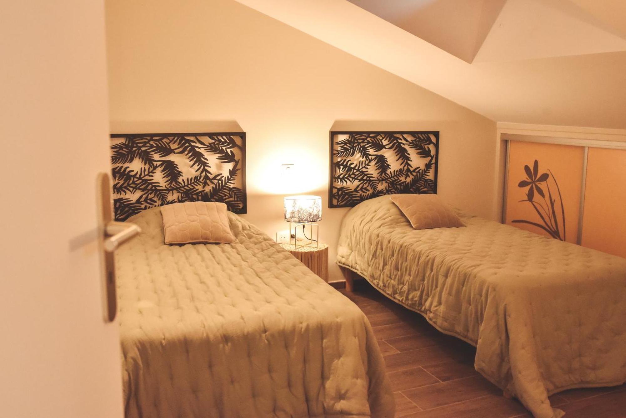 Chateau De Chaussy Ruoms Habitación foto